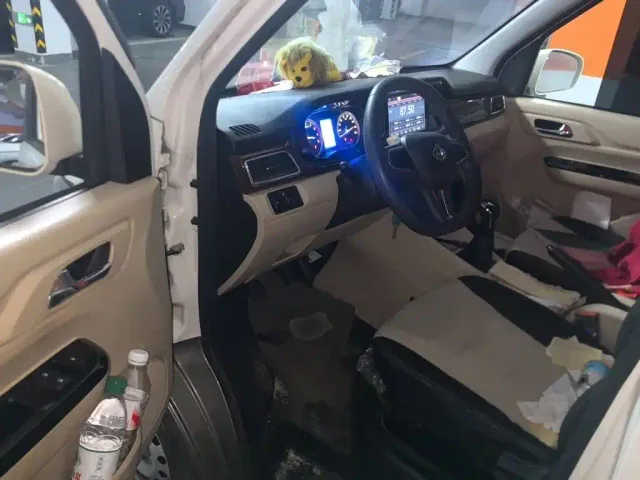 Changan Kuayue Kuayuexing V5 — Фото автомобиля 13