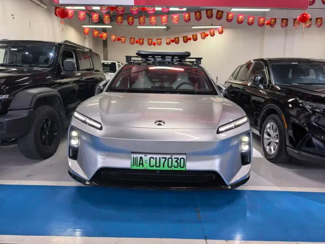Nio ET5 Touring — Фото автомобиля 2