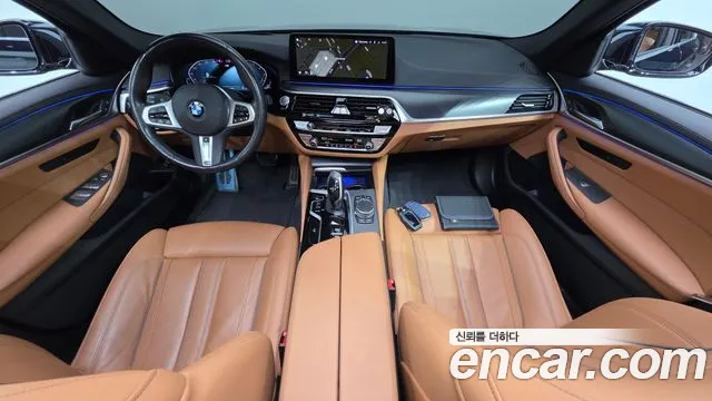 BMW 5 Series G30 — Фото автомобиля 10