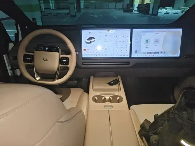 Li Auto i6 — Фото автомобиля 9