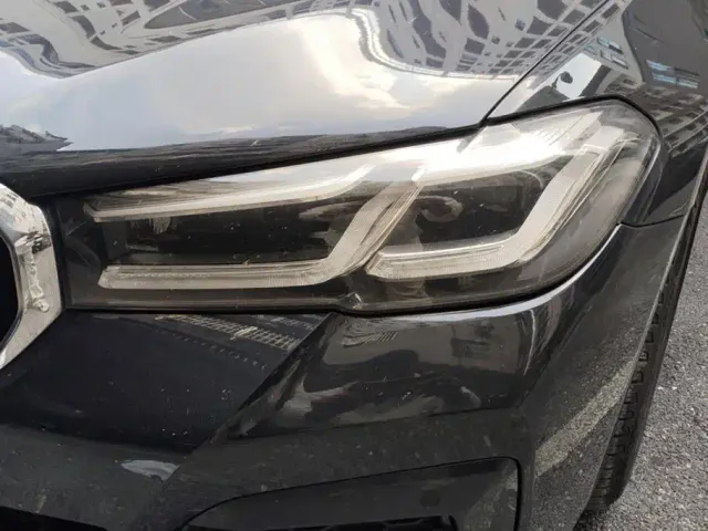 BMW 5 Series — Фото автомобиля 5