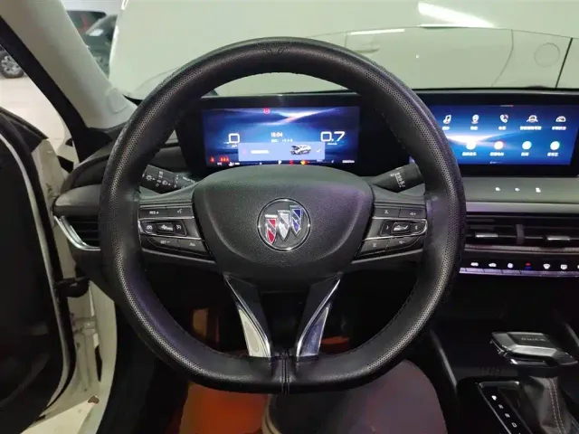 Buick Verano — Фото автомобиля 10
