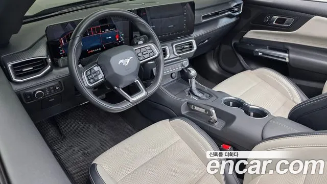 Ford Mustang 7th Gen — Фото автомобиля 7