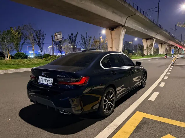 BMW 3 Series — Фото автомобиля 10