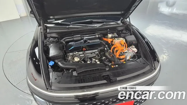 Hyundai Grandeur GN7 — Фото автомобиля 9