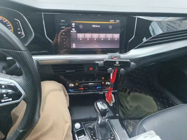 Volkswagen Passat — Фото автомобиля 5