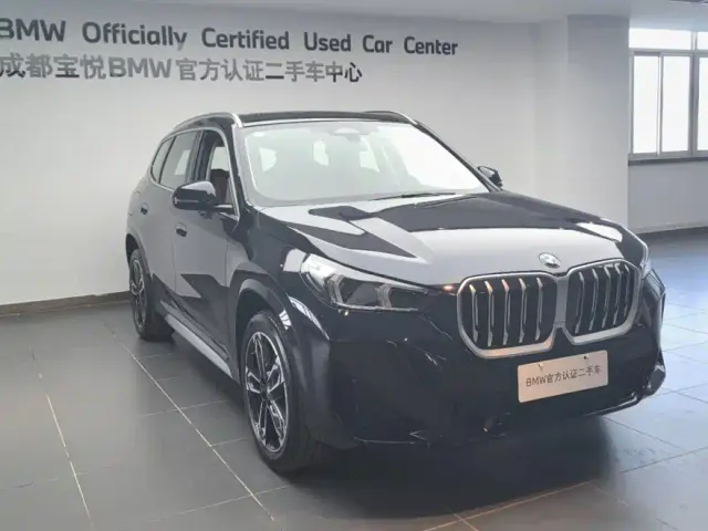 BMW X1 — Фото автомобиля 3