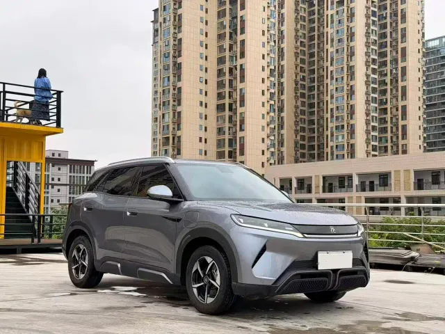 BYD Yuan UP — Фото автомобиля 5