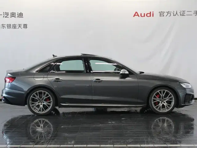 Audi S4 — Фото автомобиля 4