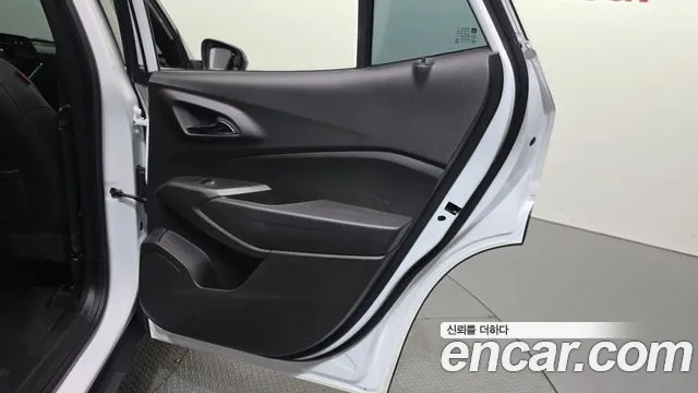 ChevroletGMDaewoo Trax Trax Кроссовер — Фото автомобиля 25