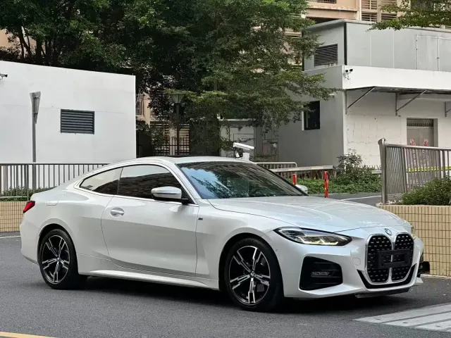 Фотография автомобиля — BMW 4 Series