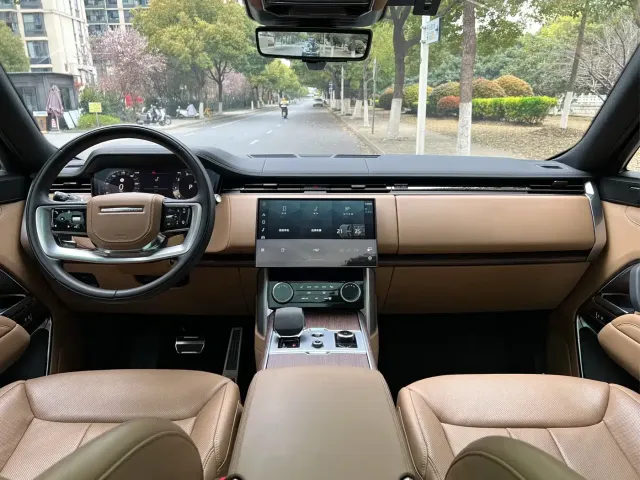 Land Rover Range Rover — Фото автомобиля 12