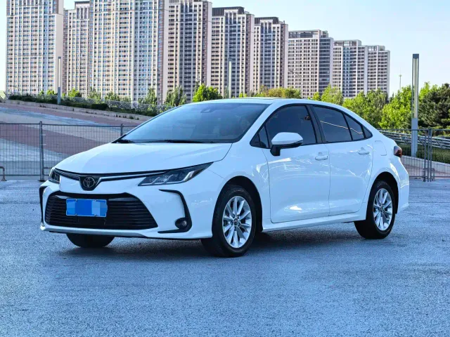 Фотография автомобиля — Toyota Corolla