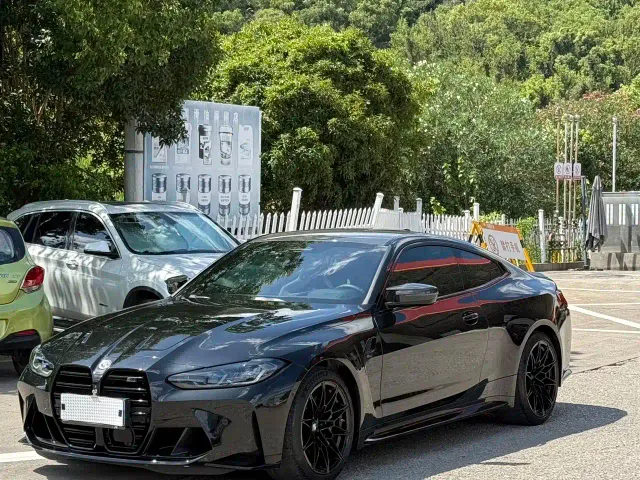 Фотография автомобиля — BMW M4
