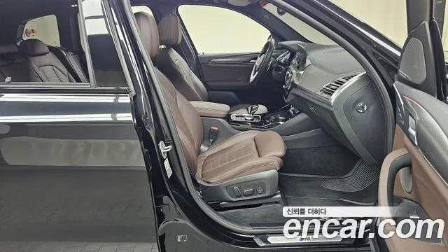 BMW X3 xDrive 20i M Sport Pro — Фото автомобиля 7