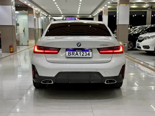 BMW 3 Series — Фото автомобиля 5