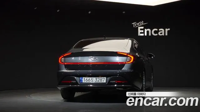 Hyundai Sonata — Фото автомобиля 4