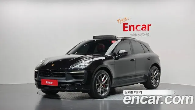 Фотография автомобиля — Porsche Macan