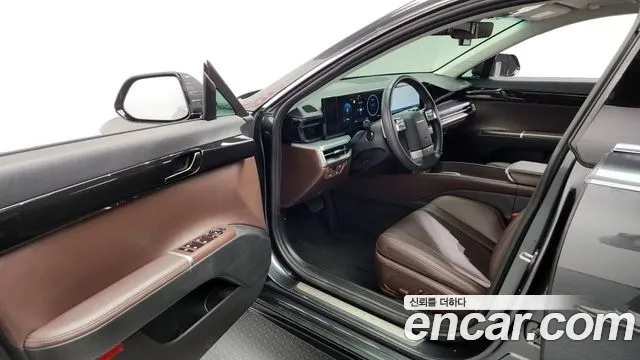 Hyundai Grandeur Grandeur (GN7) 2.5 Бензин 2WD — Фото автомобиля 10