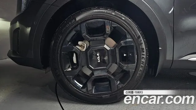 Kia Sorento Новый Sorento 4 поколение Бензин 2.5T 2WD — Фото автомобиля 5