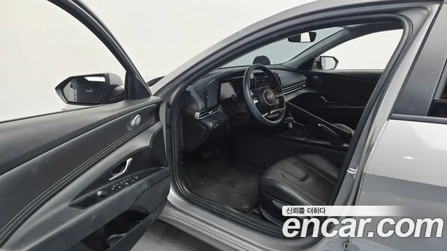 Hyundai AVANTE Новый Avante (CN7) — Фото автомобиля 10
