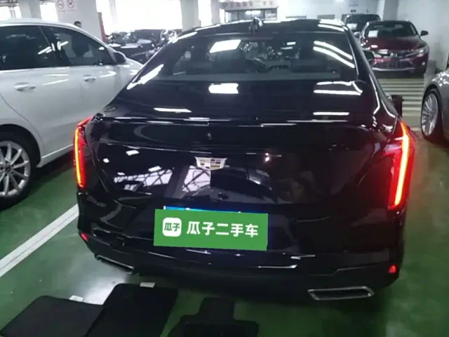 Cadillac CT4 — Фото автомобиля 5