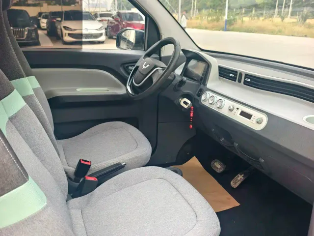 Wuling Hongguang Mini EV — Фото автомобиля 8