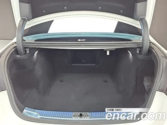 Mercedes-Benz S-Class W223 — Фото автомобиля 19