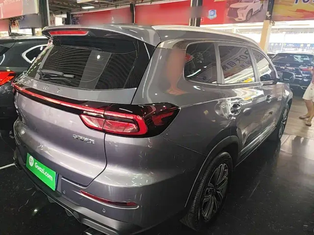 Chery Tiggo 8 — Фото автомобиля 6