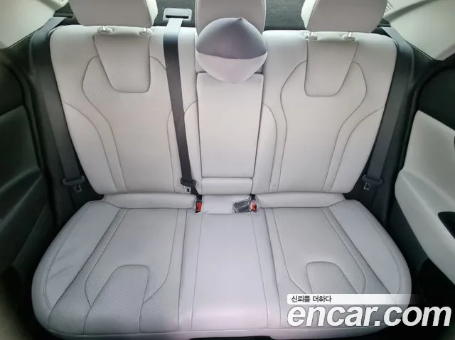 Hyundai Avante CN7 — Фото автомобиля 9