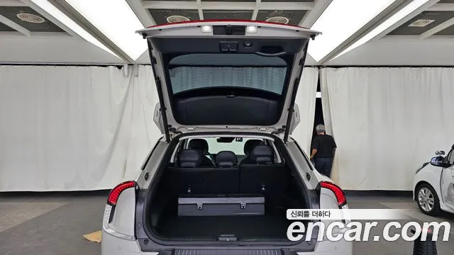 Kia EV6 — Фото автомобиля 19