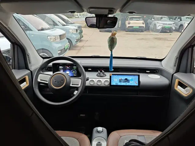 Wuling Hongguang Mini EV — Фото автомобиля 9
