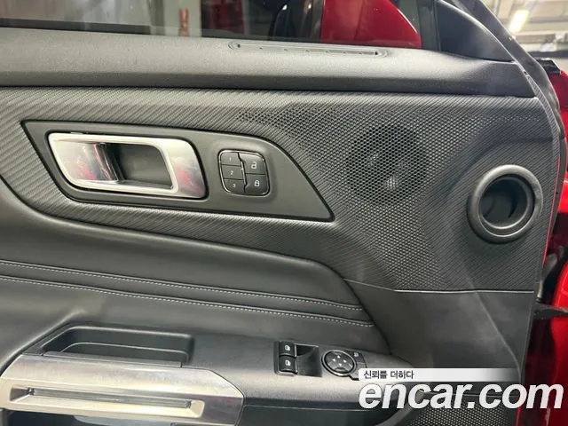 Ford Mustang — Фото автомобиля 13