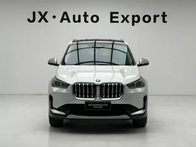 BMW X1 — Фото автомобиля 2