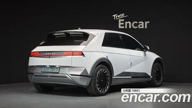 Hyundai Ioniq 5 — Фото автомобиля 2