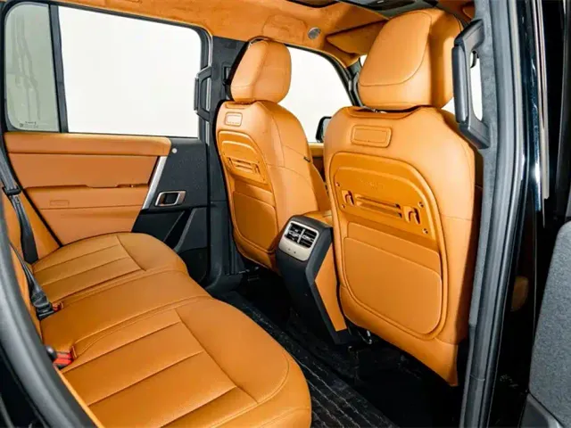 iCAR V27 — Фото автомобиля 22