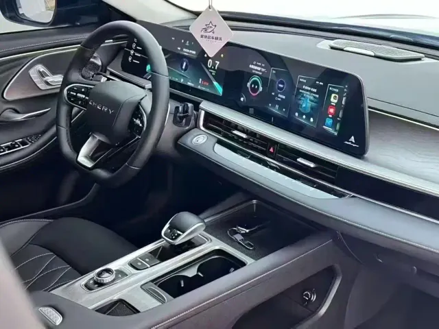 Chery Arrizo 8 — Фото автомобиля 4