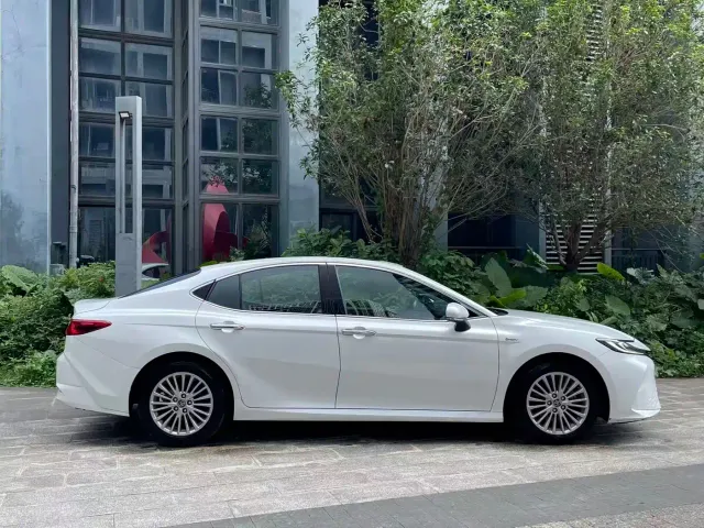 Toyota Camry — Фото автомобиля 7