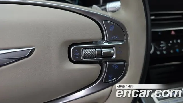 Genesis GV80 — Фото автомобиля 25