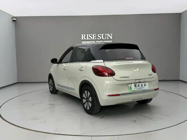Wuling Bingo — Фото автомобиля 11