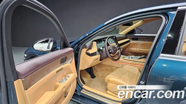 Genesis G90 Бензин 3.5 турбо AWD — Фото автомобиля 11