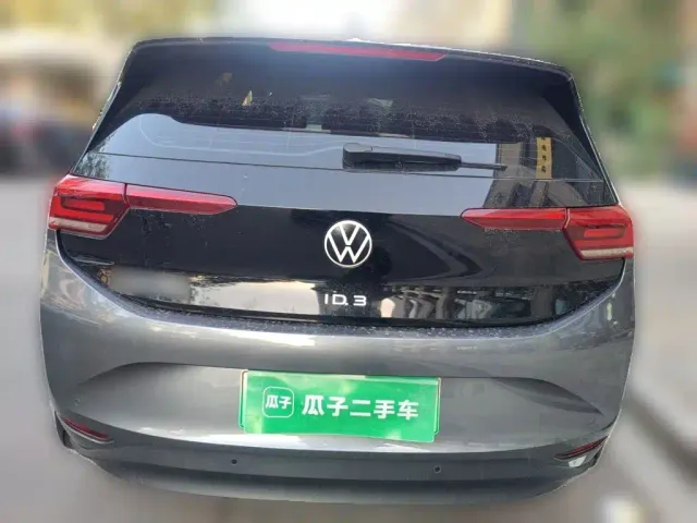 Volkswagen ID.3 — Фото автомобиля 5