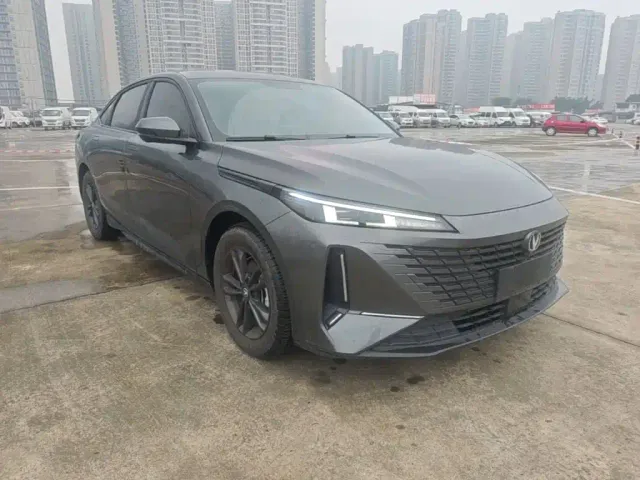 Changan Lamore — Фото автомобиля 3
