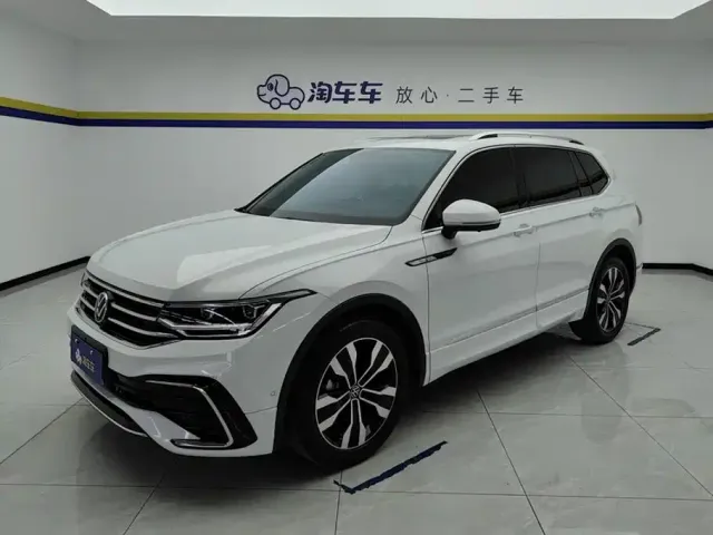 Фотография автомобиля — Volkswagen Tiguan L