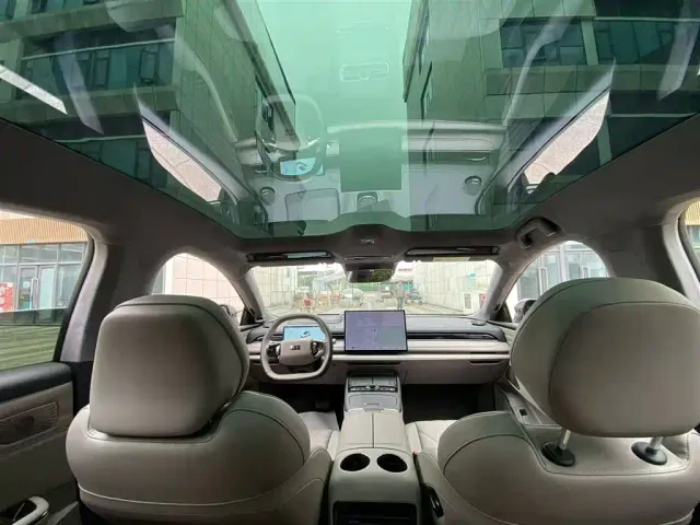 Geely Galaxy Xingyao 8 — Фото автомобиля 16