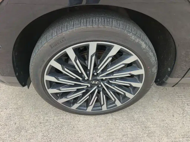 Hyundai Santa Fe — Фото автомобиля 22