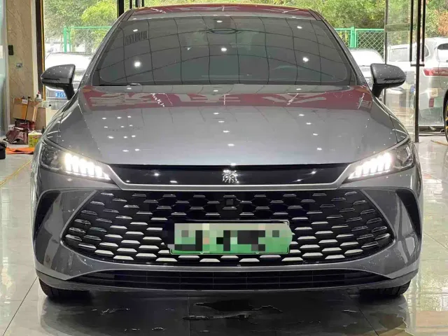 BYD Qin PLUS — Фото автомобиля 3
