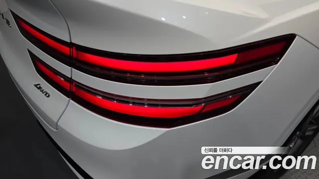 Genesis GV80 — Фото автомобиля 21