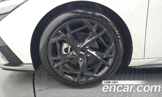 Hyundai Avante — Фото автомобиля 5