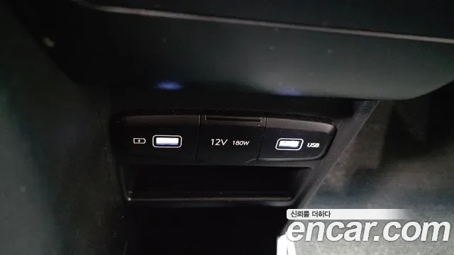 Hyundai Staria — Фото автомобиля 30